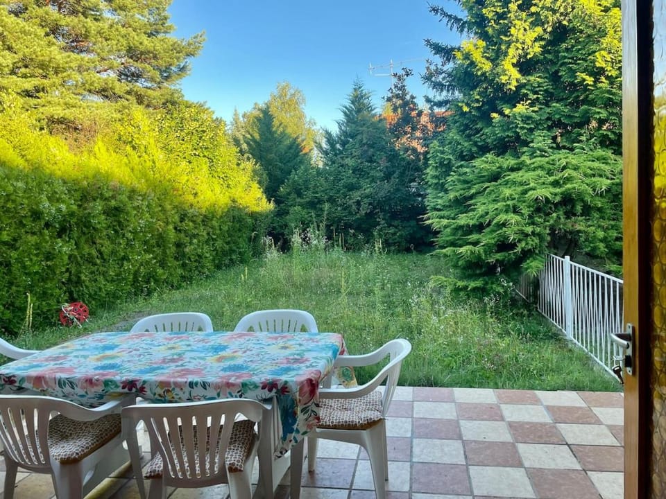 Patio, Garden