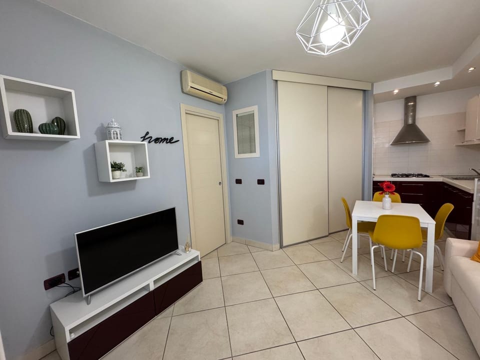 TV and multimedia, Living room, air conditioner