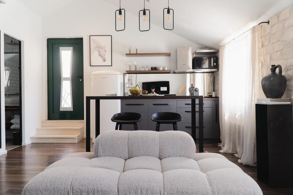 Living room, kitchen