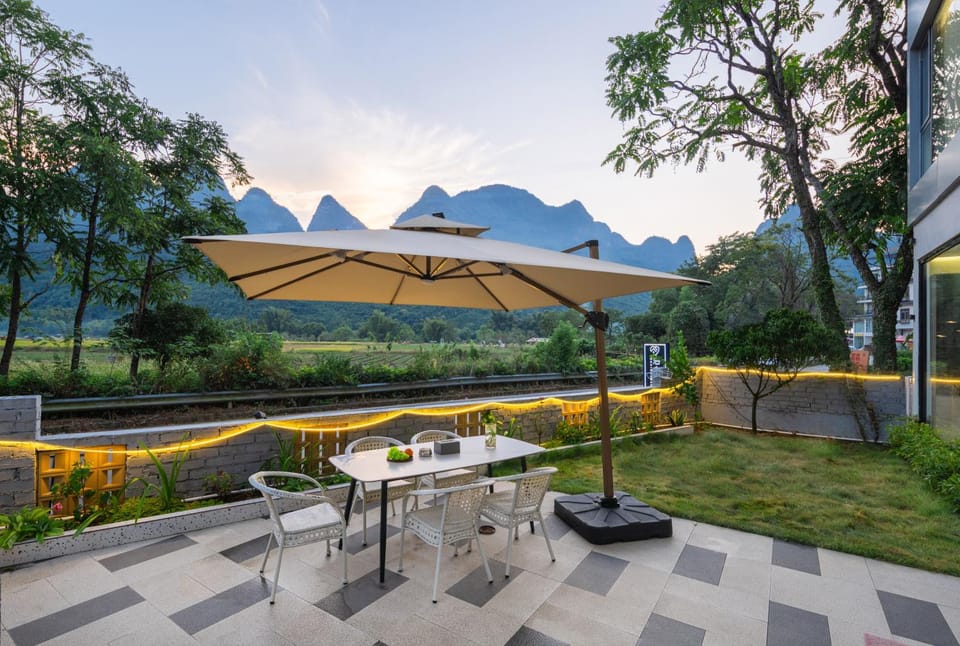 Garden, Mountain view