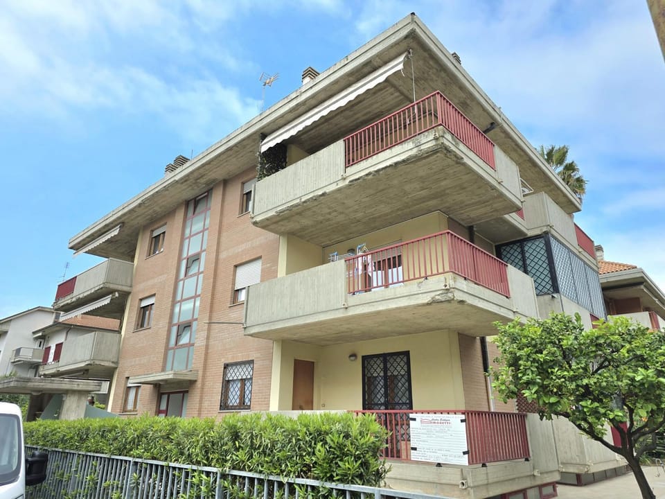 Riga Apartment, a 2 passi dal mare Rif A756 Apartment in San Benedetto del Tronto