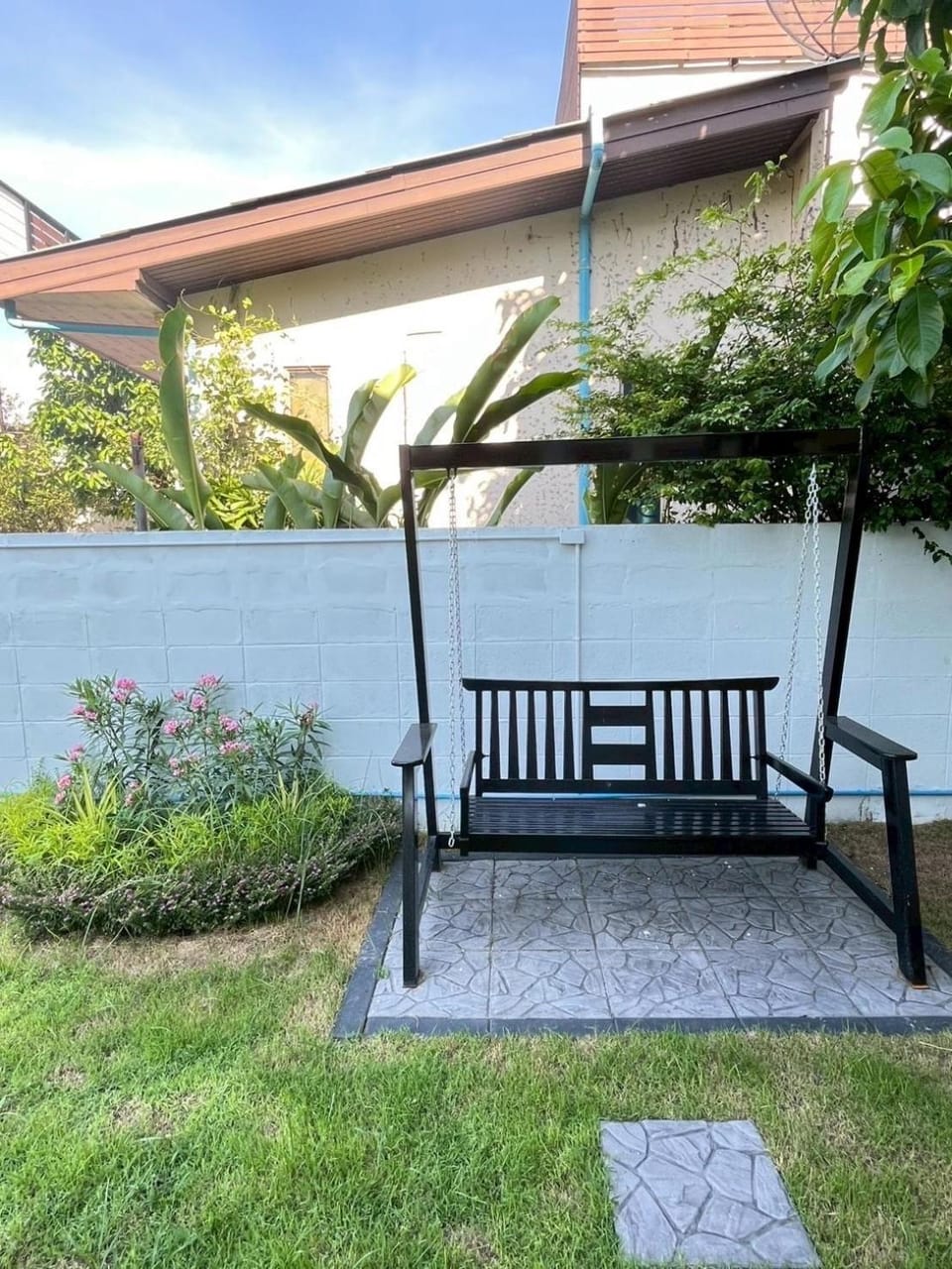 5 beds private garden resort 452sqm Pet relax House in Bangkok