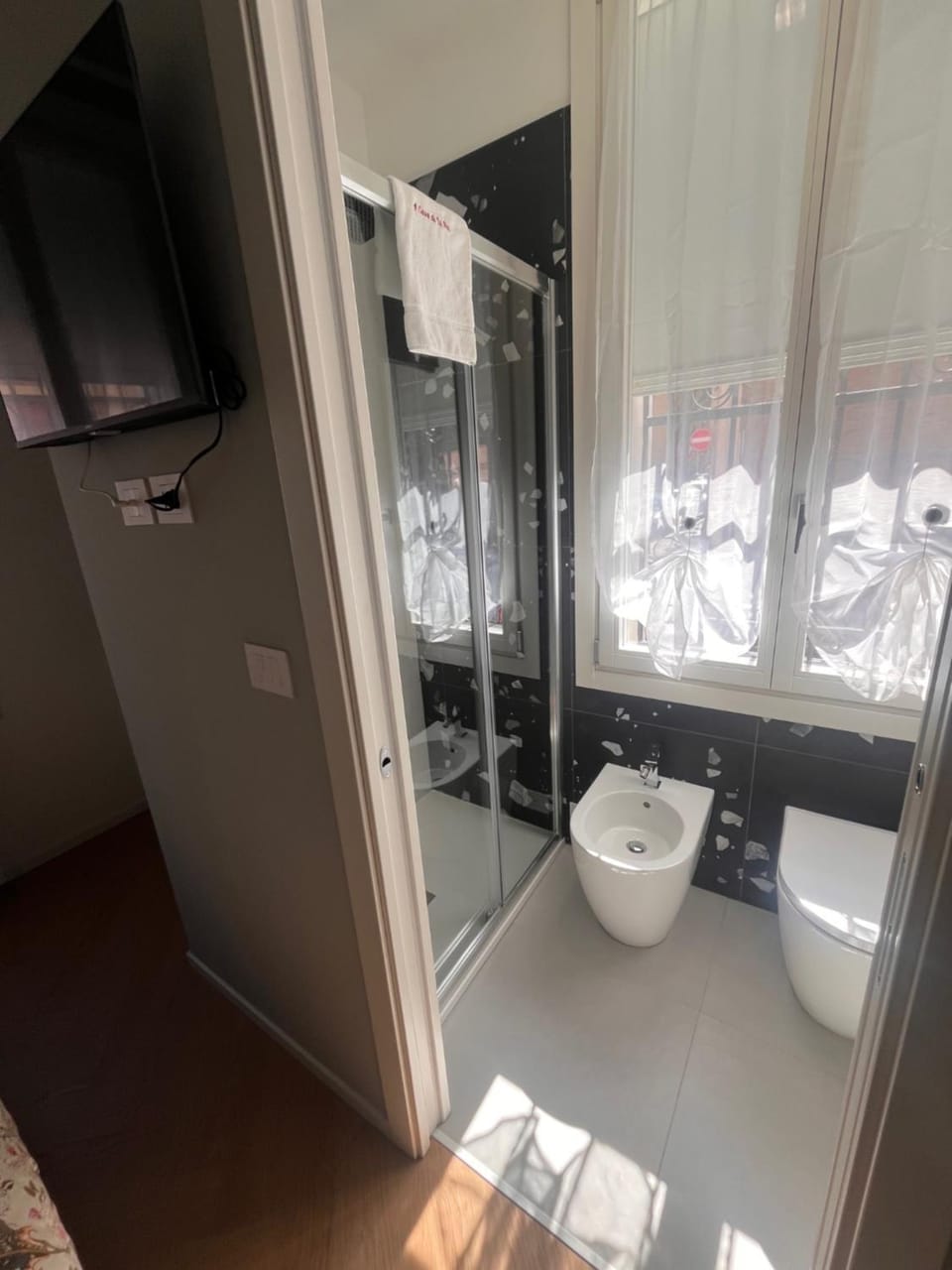 A Casa Di Lu Na 3 Bed and Breakfast in Bologna