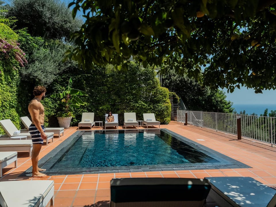 Patio, Day, Natural landscape, Garden, Garden view, Pool view, Sea view, Swimming pool, sunbed