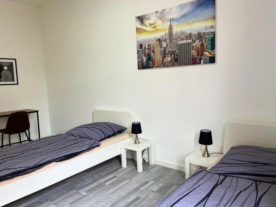Photo of the whole room, Bedroom