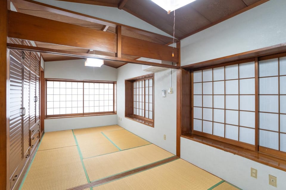 和風の二階建て一戸建て 国際通りまで500m Villa in Naha