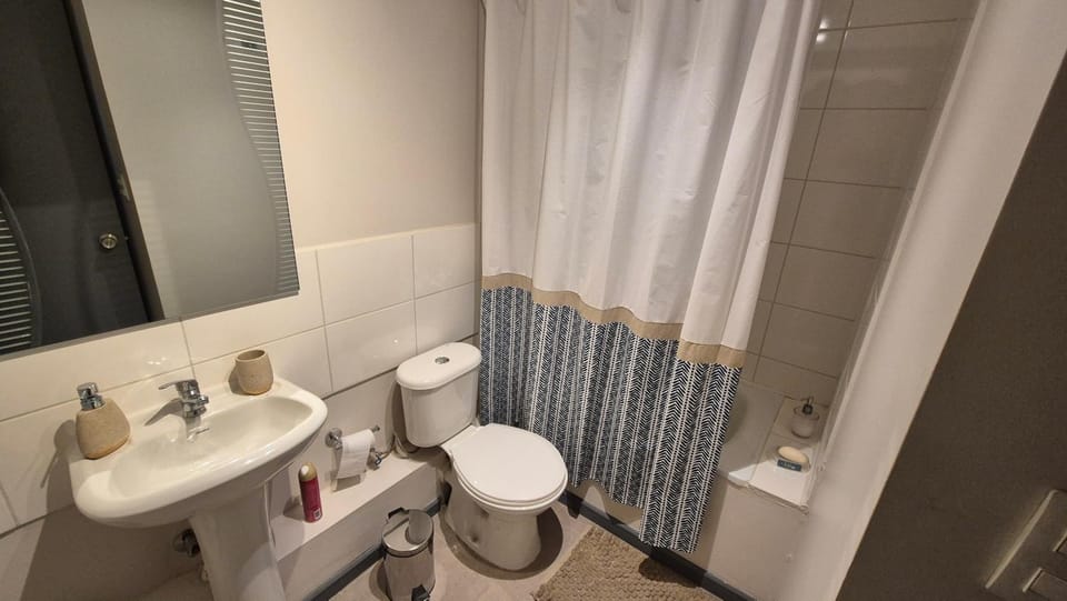 Shower, Bathroom, towels