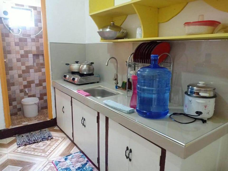 Tessie Budget Friendly Unit in Lower Dagsian Apartment in Baguio