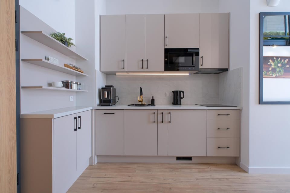 Kitchen or kitchenette, stove