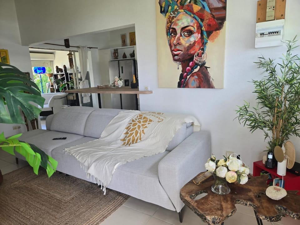 Maison confortable à Baie-Mahault avec jardin privatif House in Leeward Islands