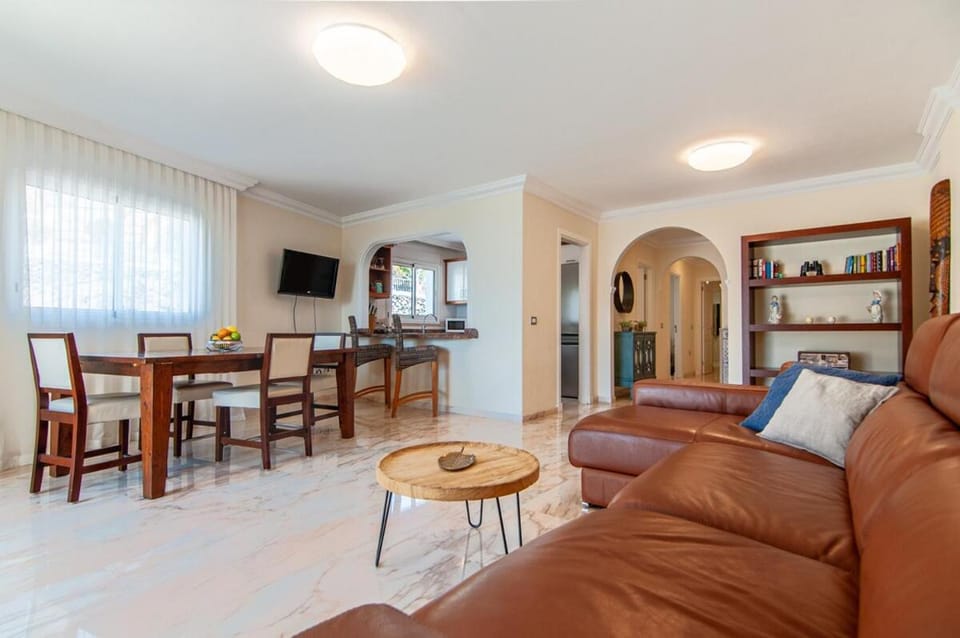 Luxury 2-Bedroom Ocean View Apartment Apartment in Acantilados de Los Gigantes