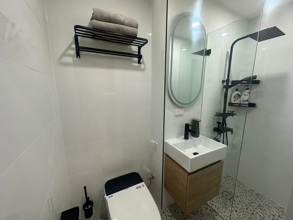 Shower, Bathroom