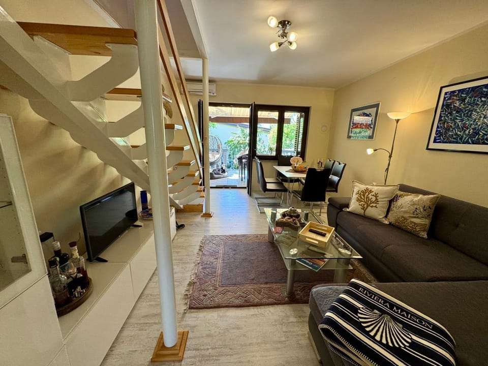 Apartment Evelyn Apartment in Primorje-Gorski Kotar County
