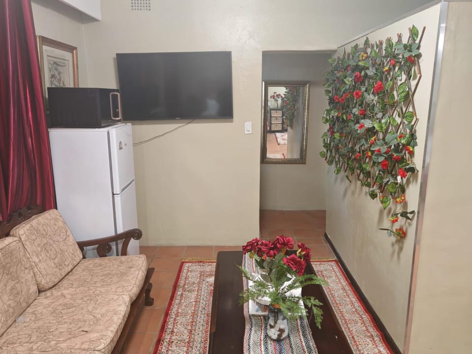 TV and multimedia, Seating area