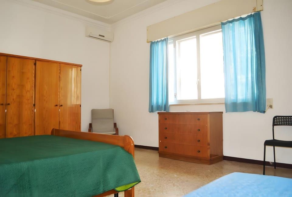 Property building, Living room, Bedroom