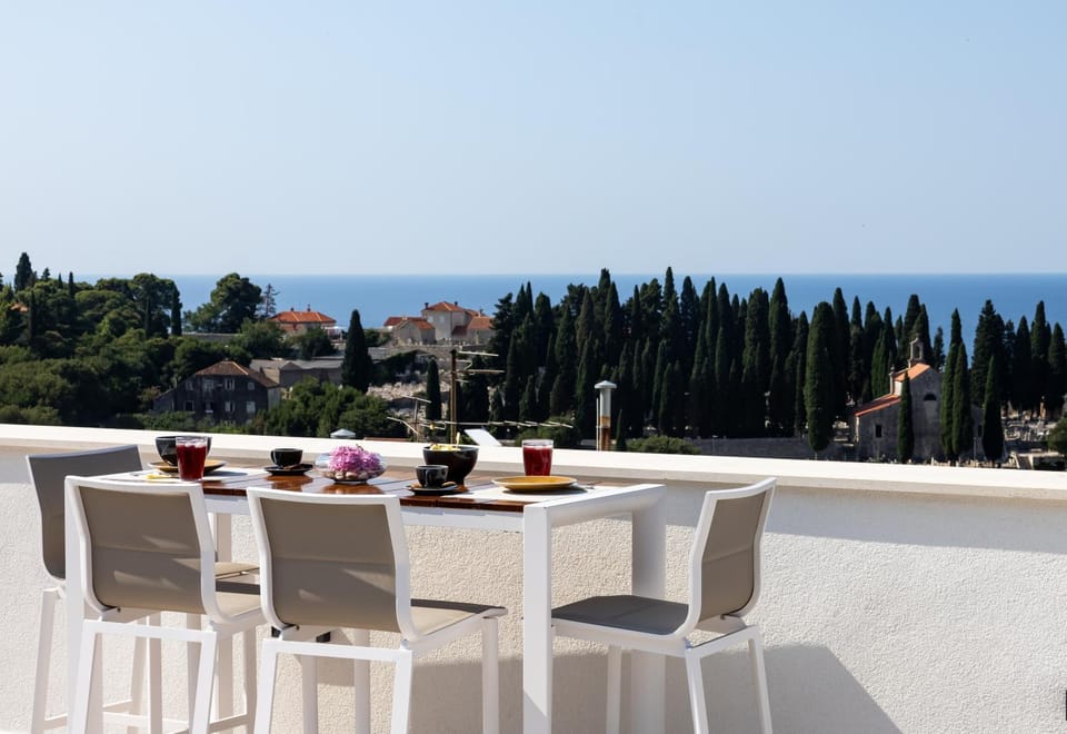 Balcony/Terrace, City view, Sea view