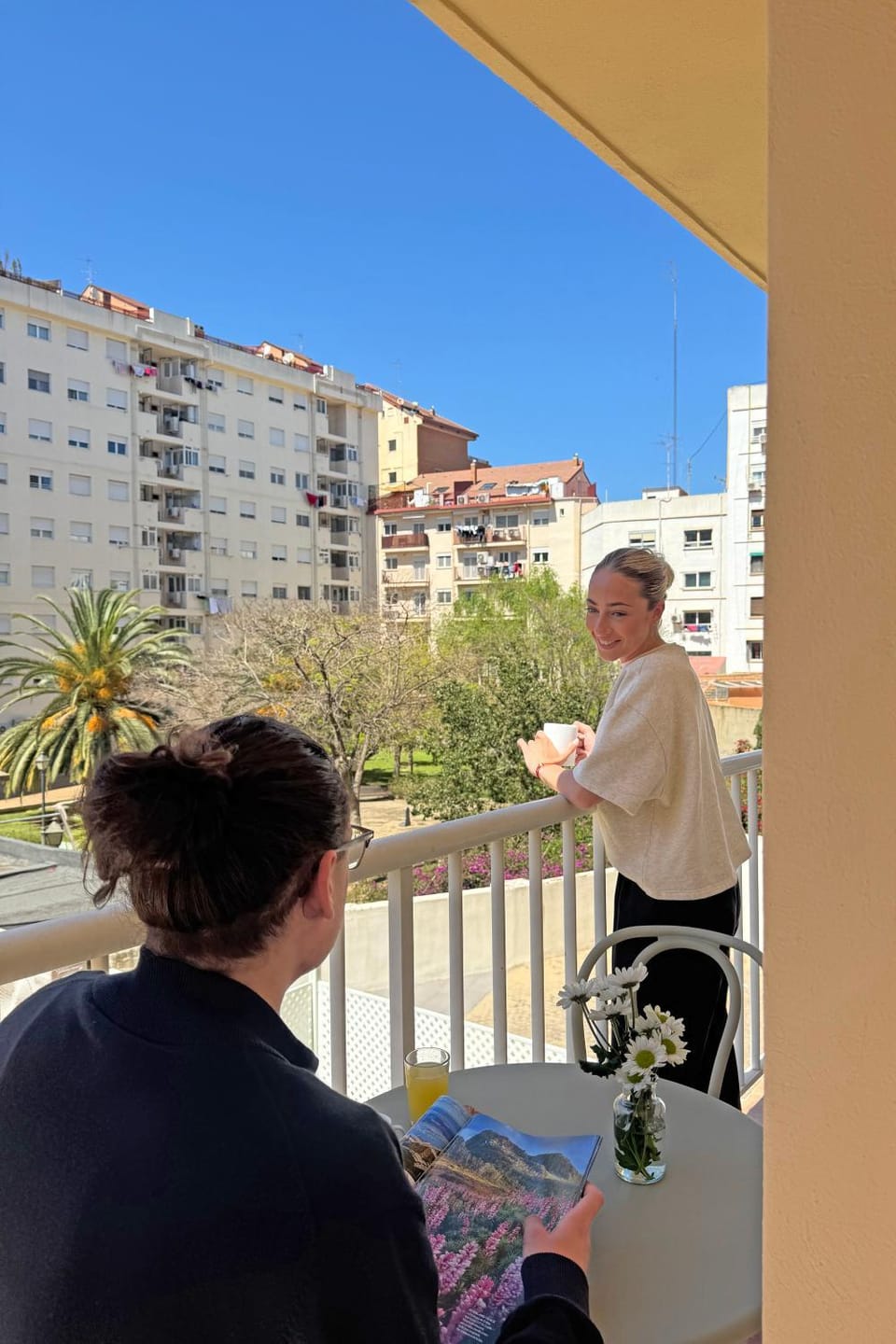 View (from property/room), Balcony/Terrace, Guests, group of guests