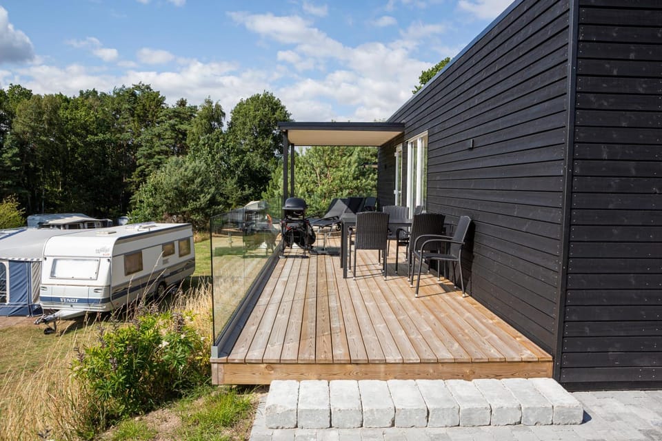 Property building, Balcony/Terrace