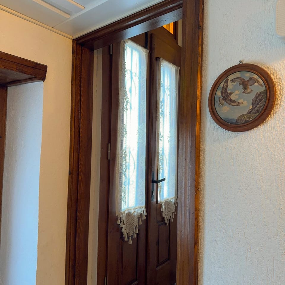 Decorative detail