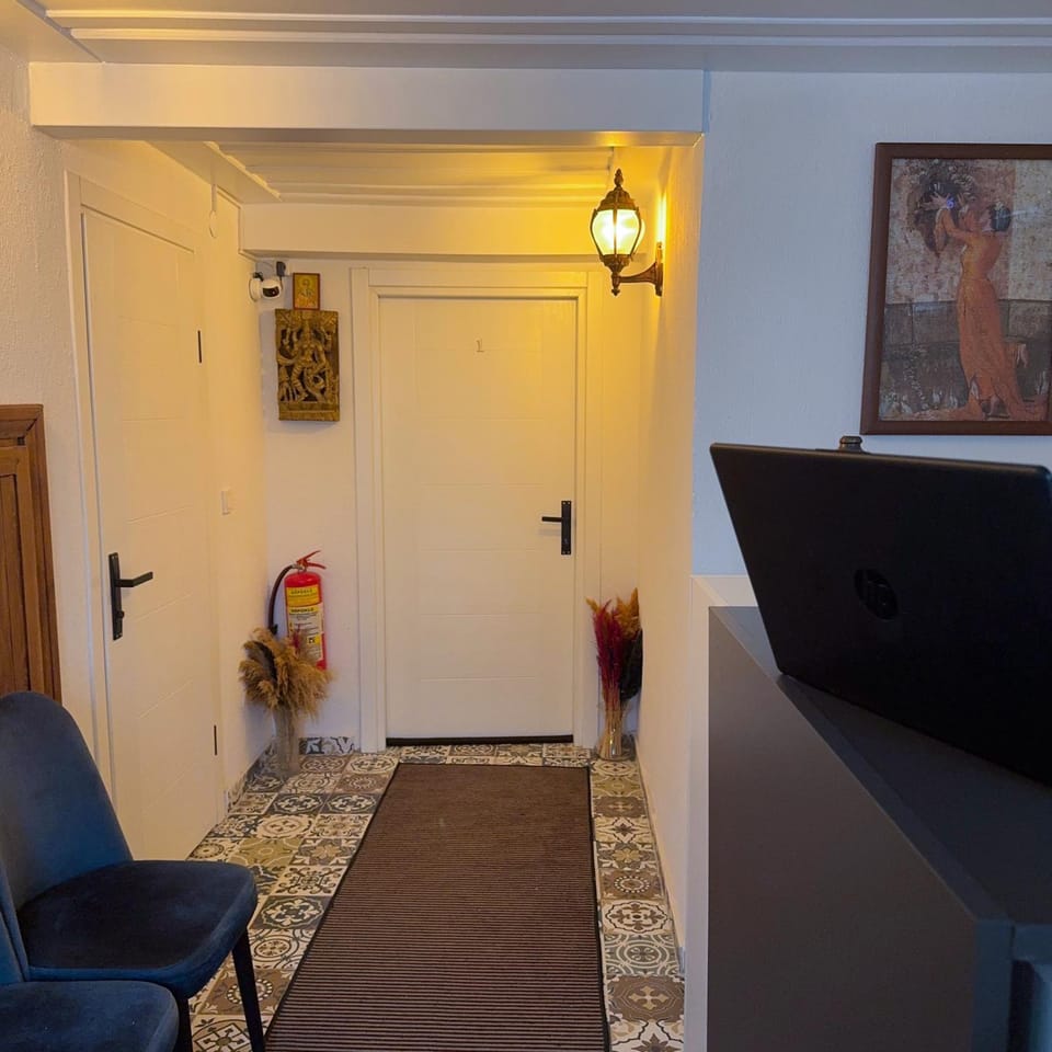 Lobby or reception, Seating area