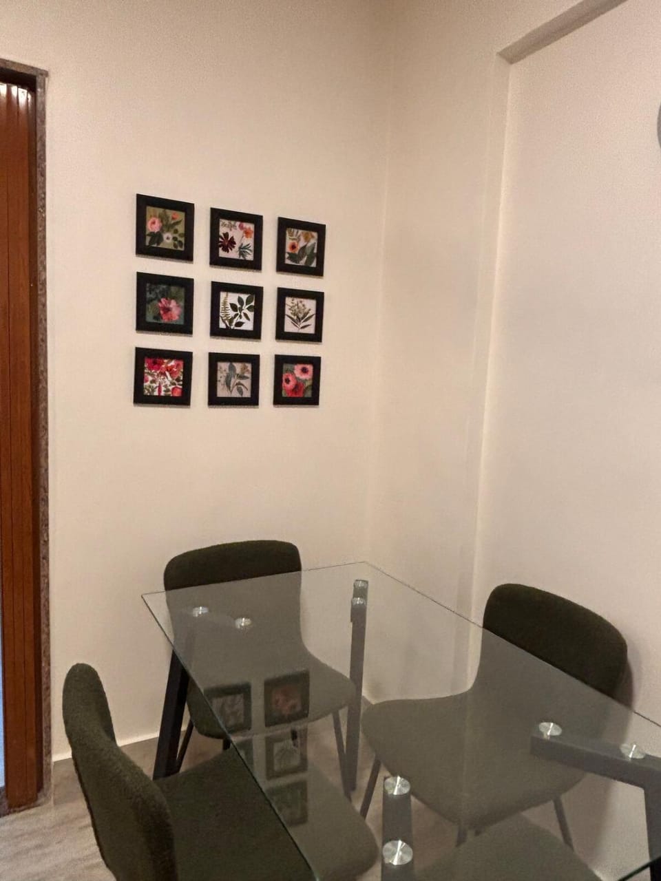 Spacious 1BHK Off Carter Road Apartment in Mumbai