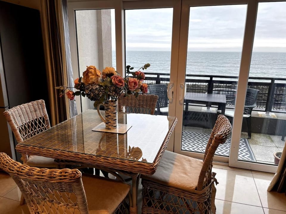 View (from property/room), Dining area