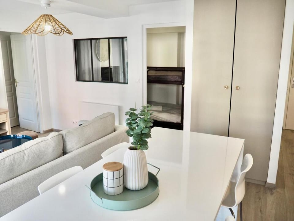 Appart T2 cabine 5 min du centre Cabin in Hauts-de-France