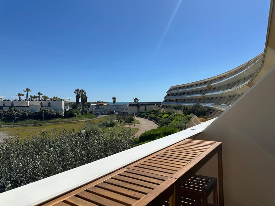 Naturiste Cap d'Agde Héliopolis Eden Suite Apartment in Agde