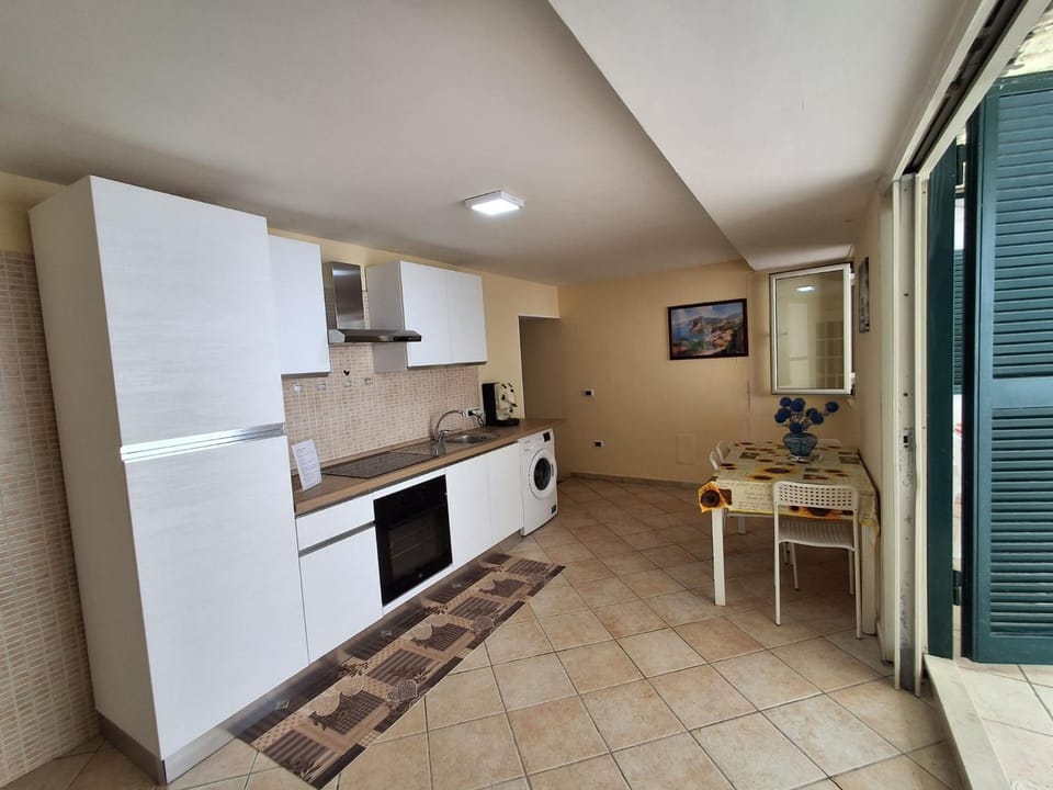 Living room, kitchen