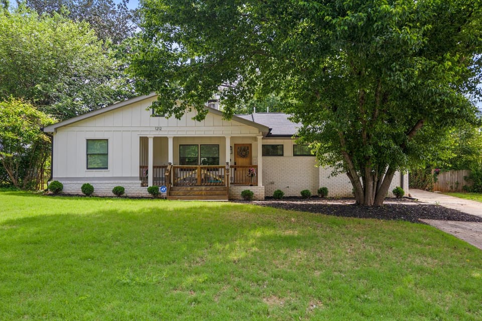 Property building, Garden
