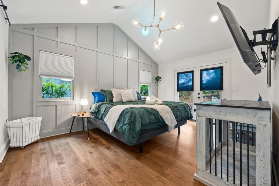 Bed, Bedroom