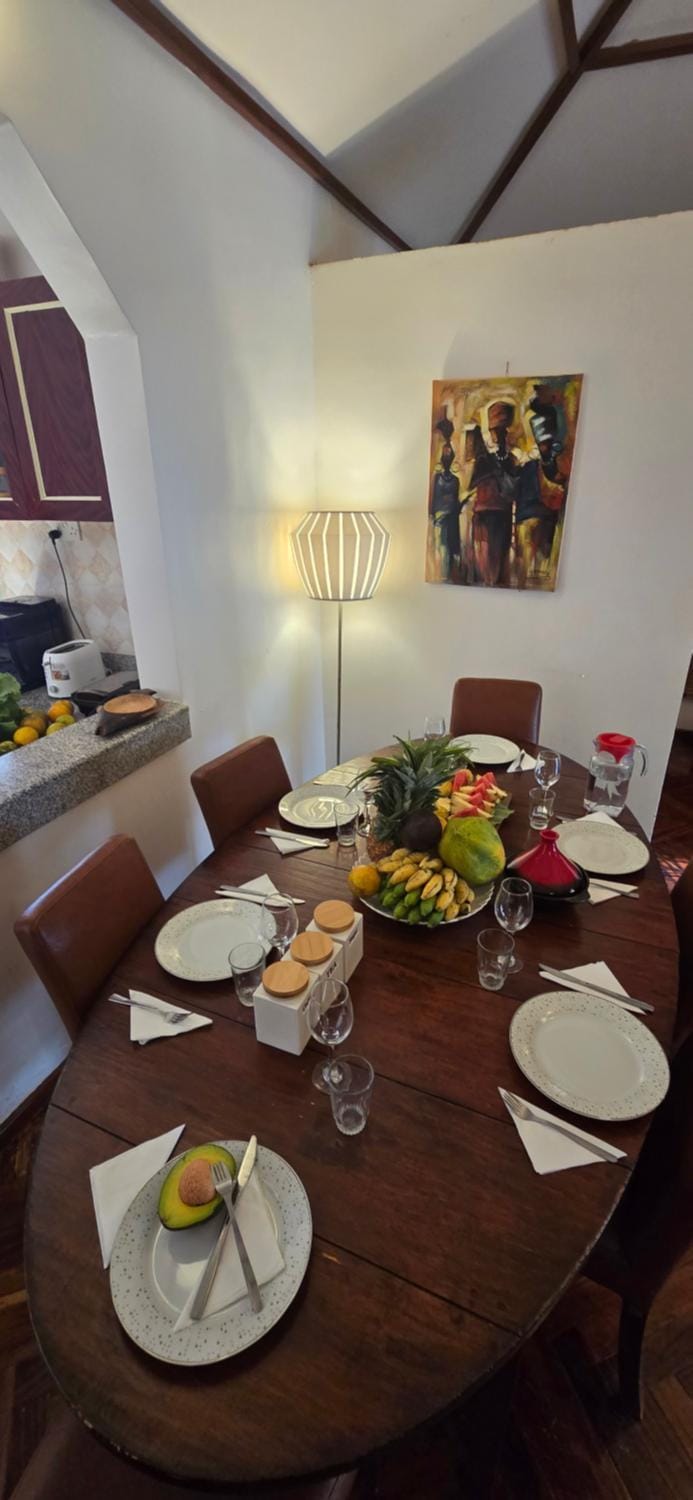 Food and drinks, Dining area