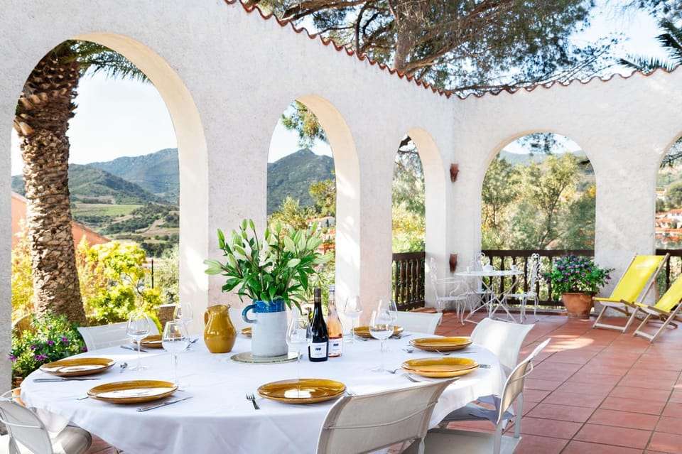 Patio, Garden, Dining area, Garden view, Mountain view