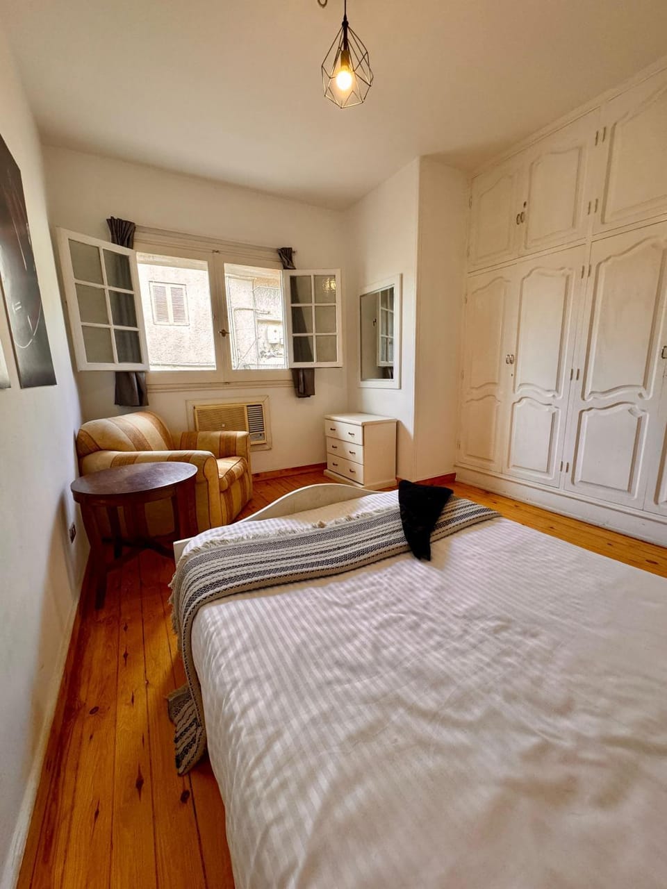 Bed, Photo of the whole room, Bedroom, wardrobe