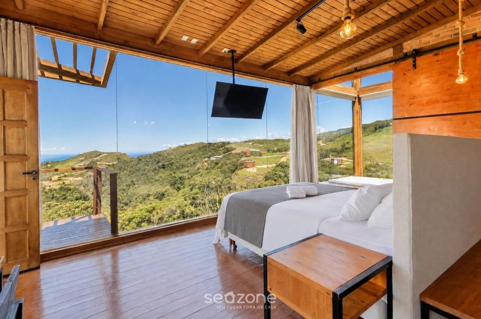 Bed, TV and multimedia, Living room, Bedroom, Mountain view