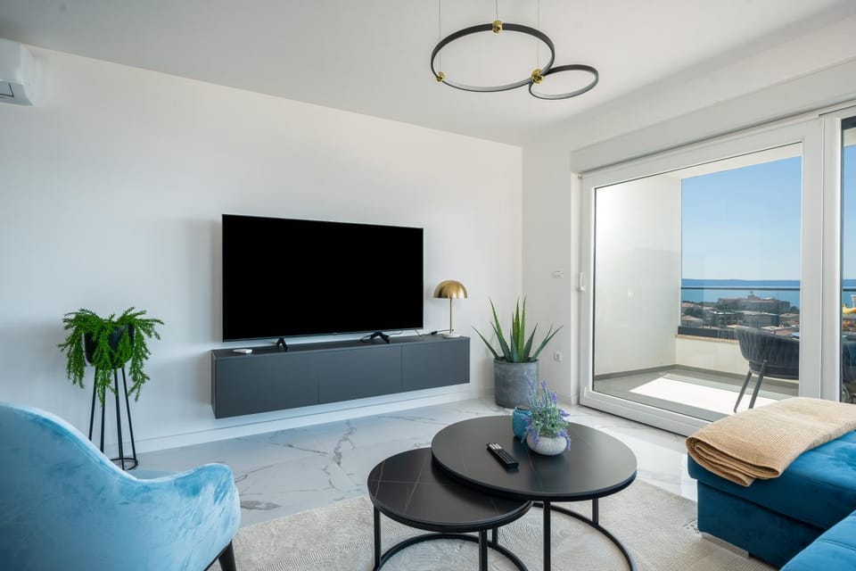TV and multimedia, Living room