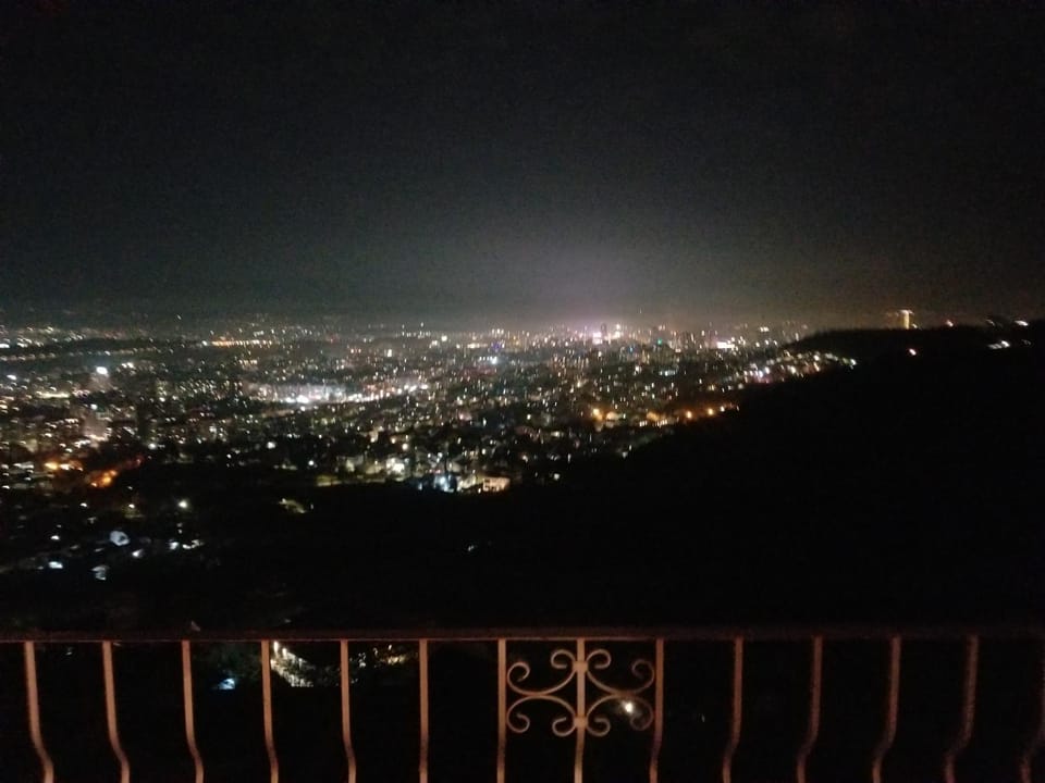 Balcony/Terrace, City view