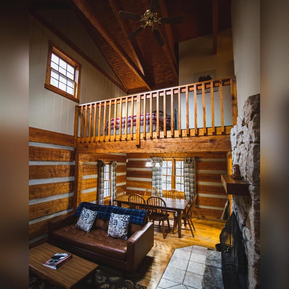 Aspen - by The Chalets House in Lake Logan