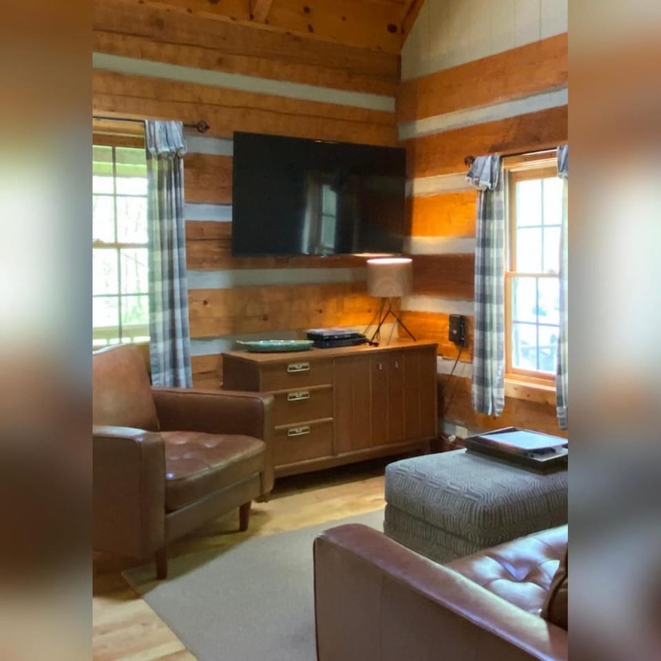 Aspen - by The Chalets House in Lake Logan