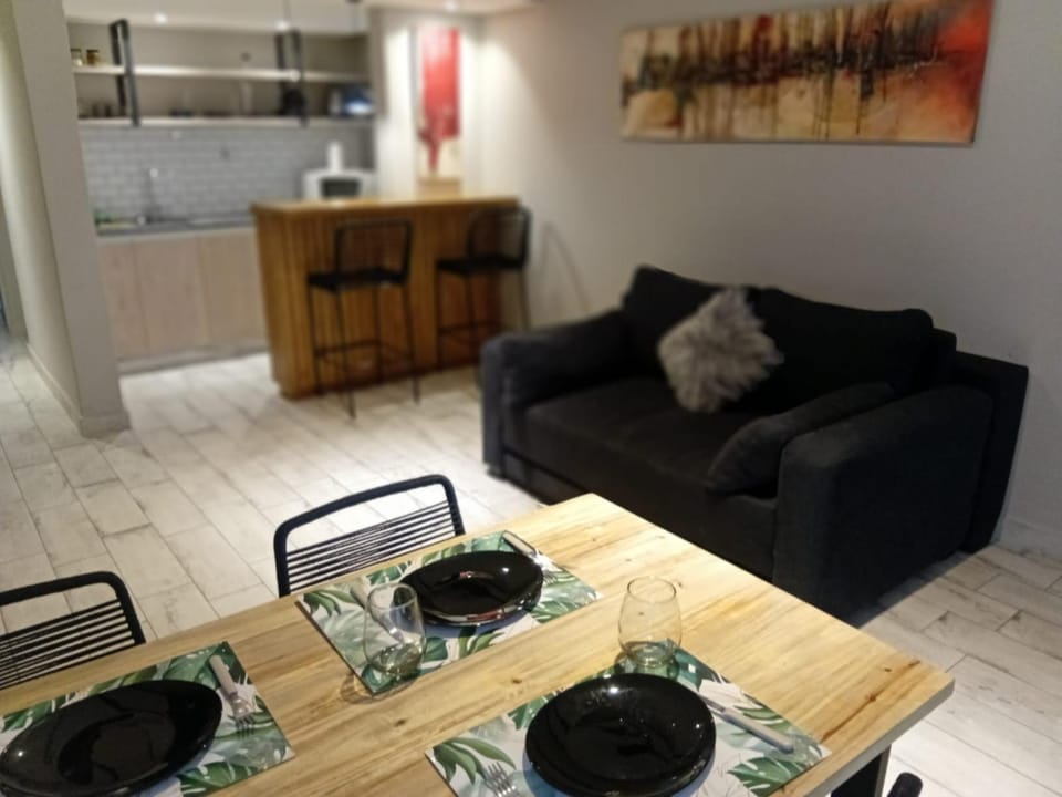 Kitchen or kitchenette, Living room