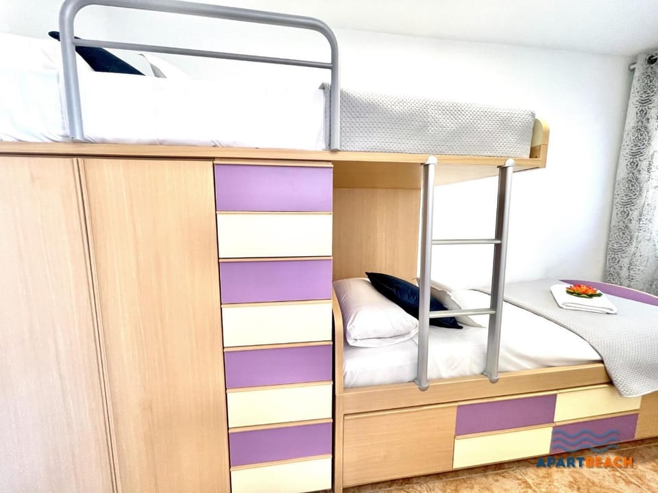 APARTBEACH BONA NOVA JUNTO PLAYA y CLIMATIZADO Apartment in Salou