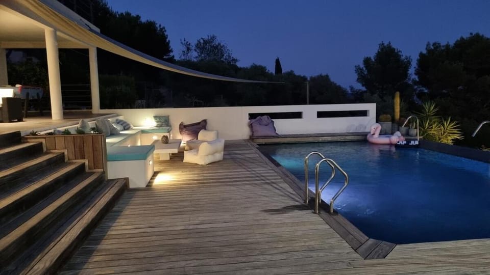 Somptueuse Villa d'architecte climatisée avec Piscine chauffée Villa in La Cadière-d'Azur