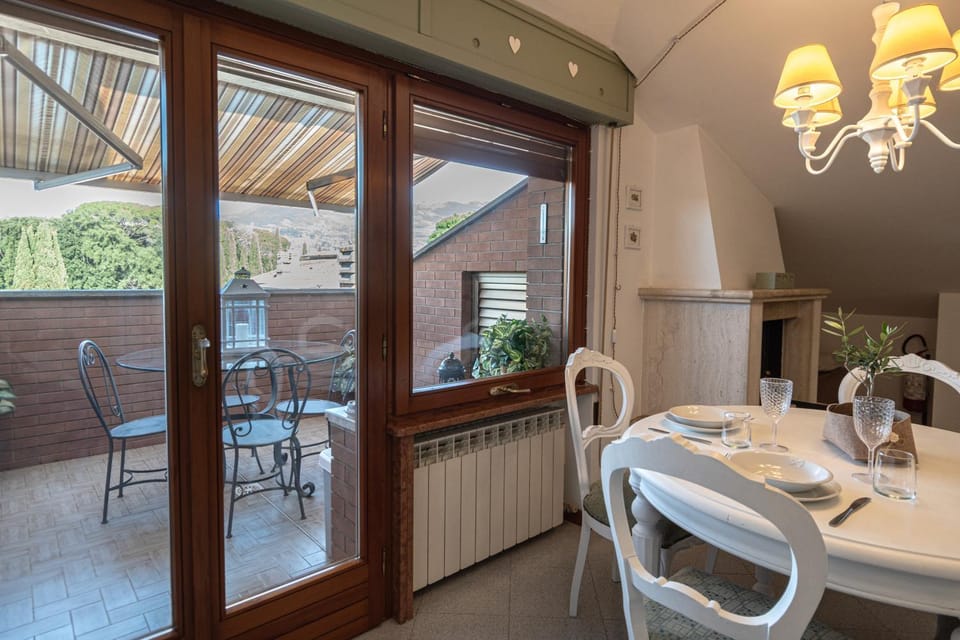 Balcony/Terrace, Living room, Dining area