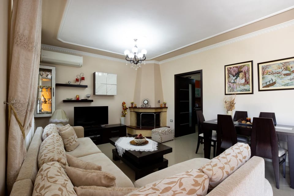 Living room, fireplace