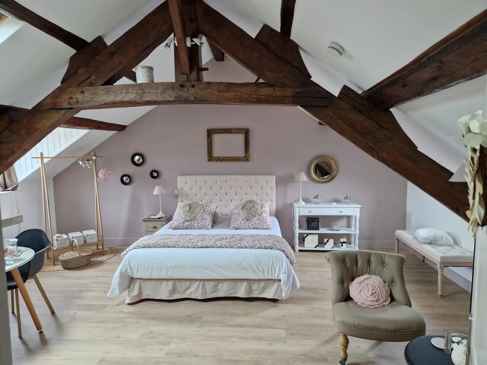 D'anciennes ''chambres de bonnes'' Bed and Breakfast in Honfleur