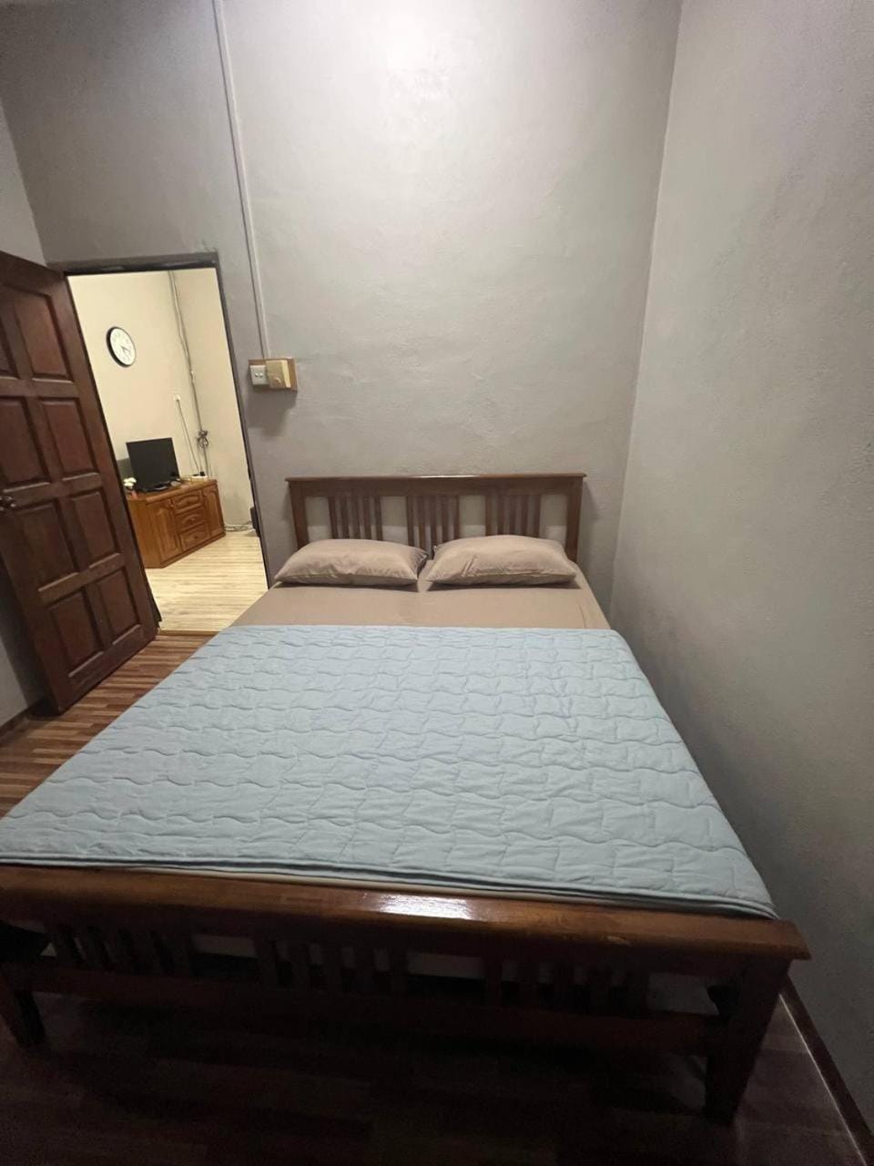 Bedroom, air conditioner
