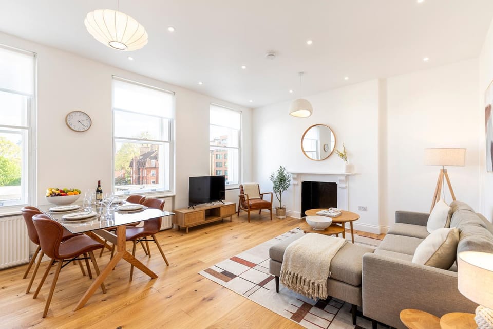 Communal lounge/ TV room, Living room