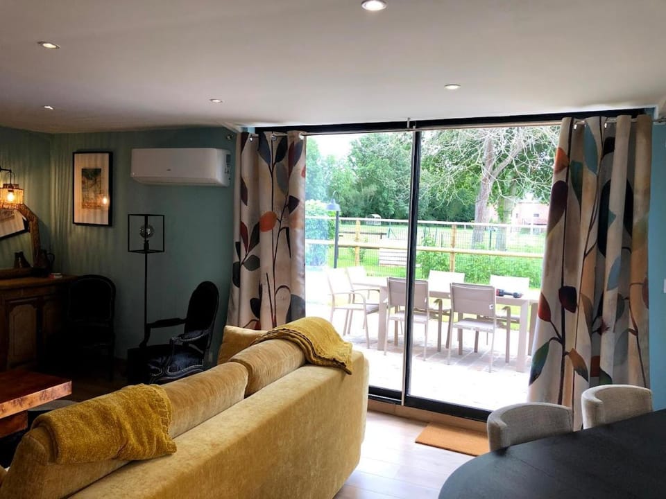 Le Passiflore House in Normandy