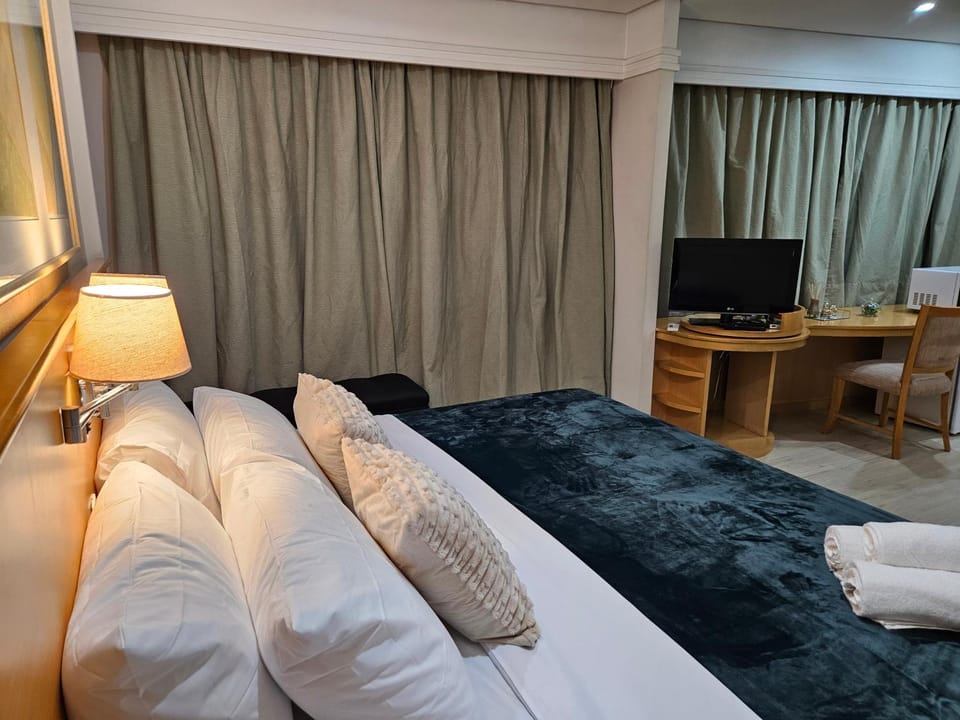 Flat Vila Olímpia - No Hotel Radisson Apartment in Sao Paulo City