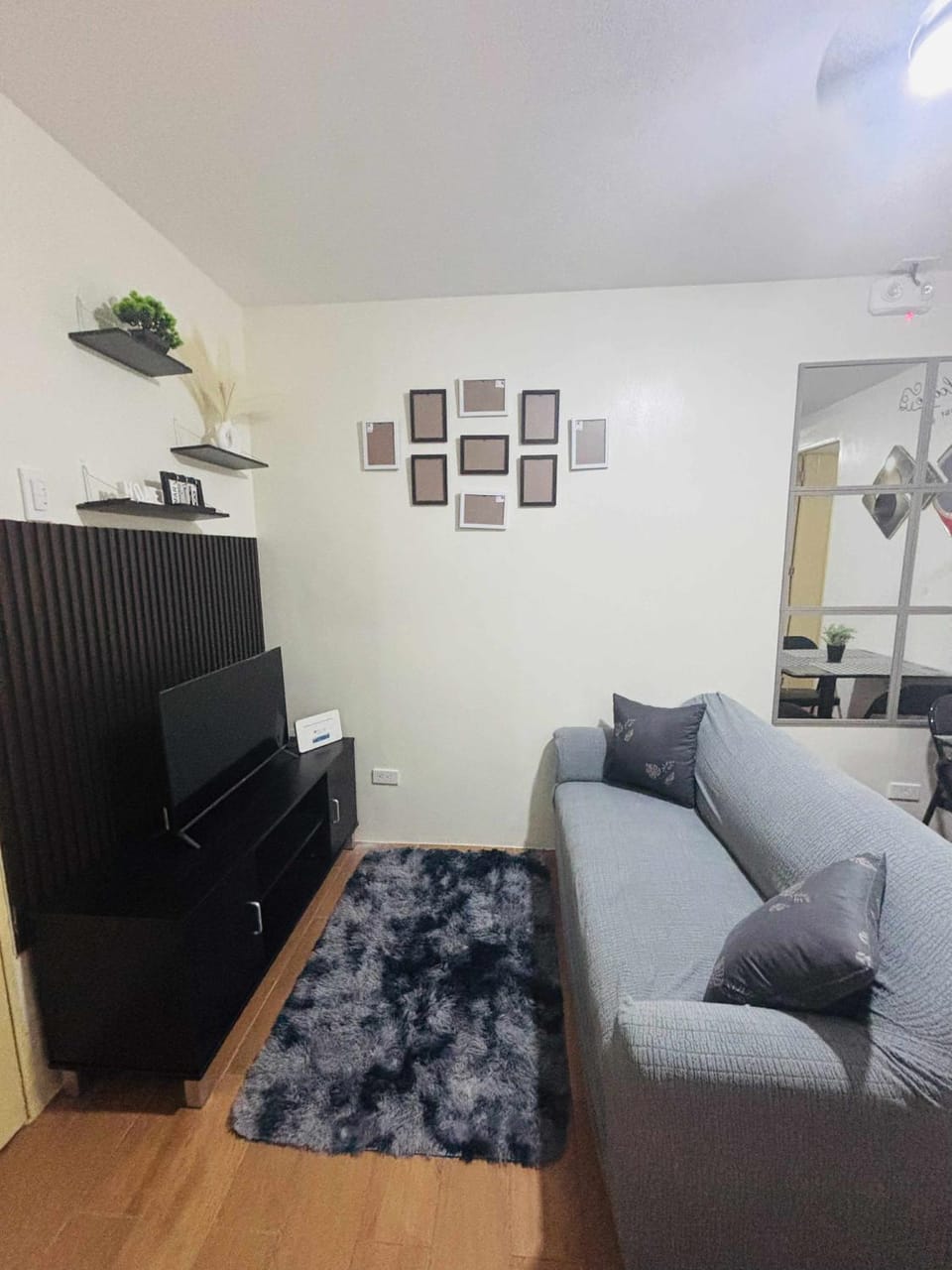 Communal lounge/ TV room, TV and multimedia, Living room, Seating area, Evening entertainment